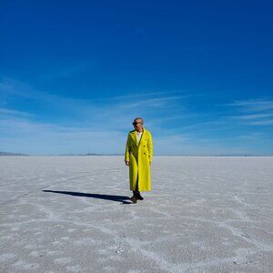 Meet your Posher, Nola